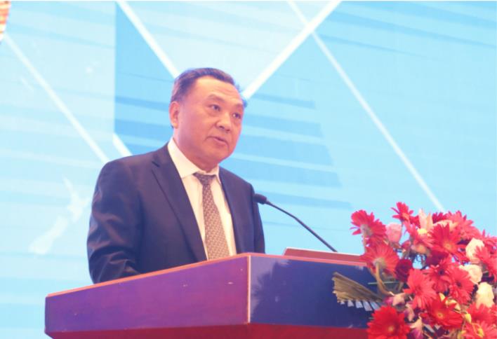 中国华能集团党建工作部(党组宣传部)主任舒家鑫致辞 中国华能集团党建工作部(党组宣传部)主任舒家鑫致辞